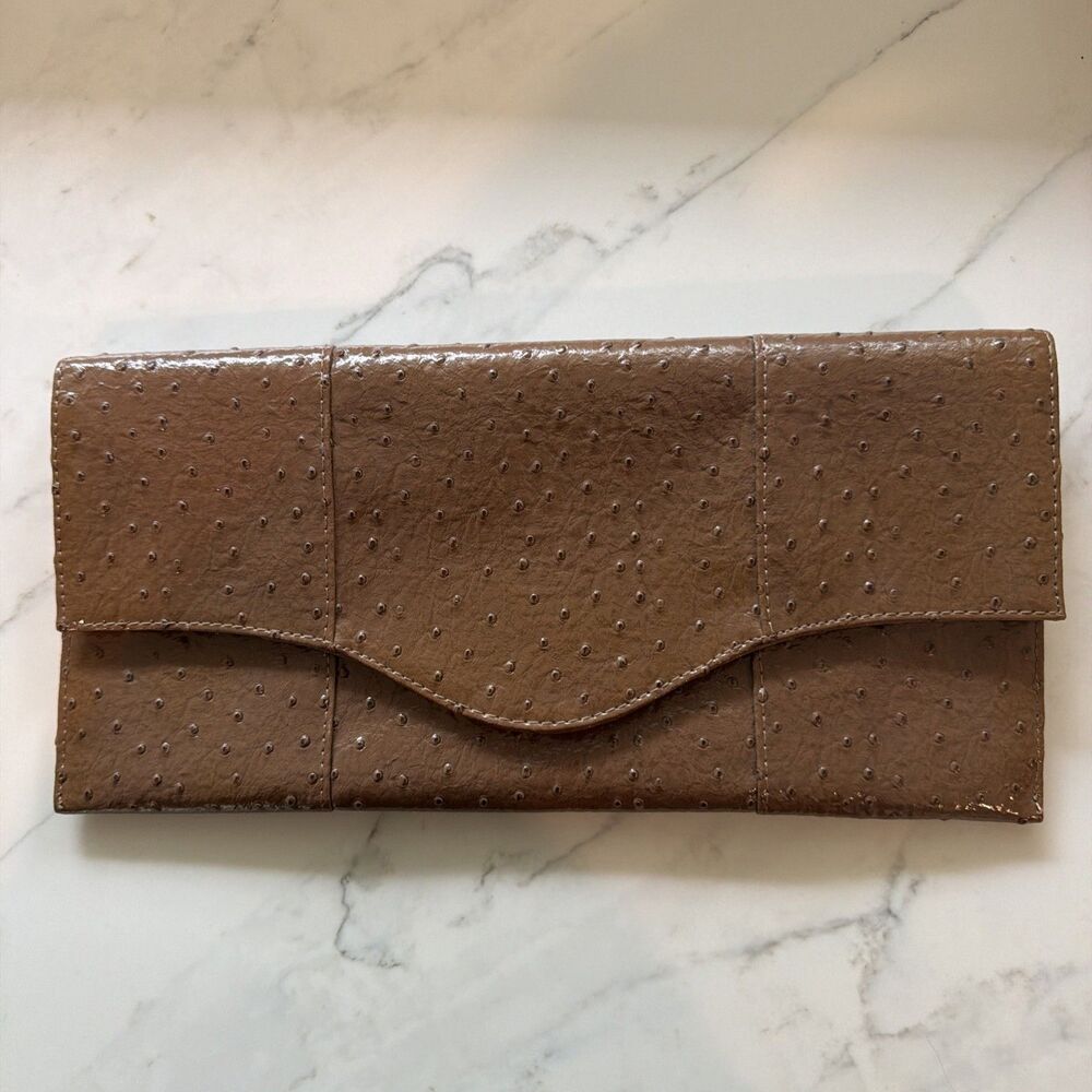 Urban Expressions Brown Envelope Clutch NWT Vegan Ostrich Embossed Luxury - Picture 5 of 6